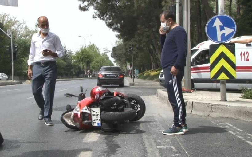 Meşhur çiğköfteci Ömer Aybak lüks otomobiliyle kaza geçirdi! - Resim: 2