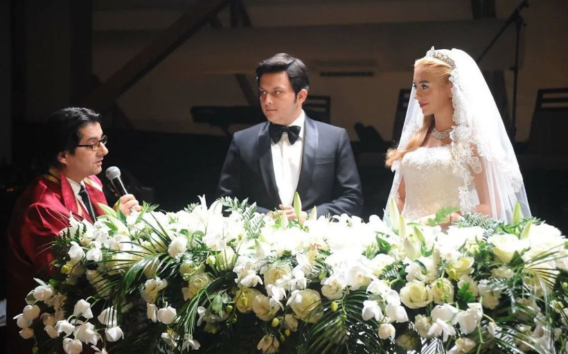 Ali Ağaoğlu dede oldu kesenin ağzını açtı Kızı Sena'ya ilk erkek torunu için villa hediyesi - Resim: 3