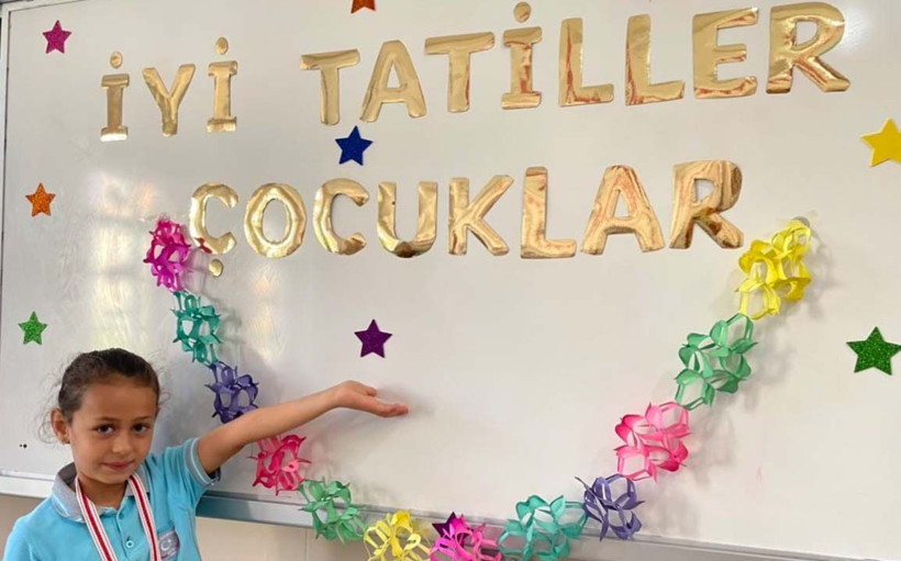 Okullarda karne heyecanı günü! MEB bu yaz ilk kez yapacak başvurular başladı - Resim: 1