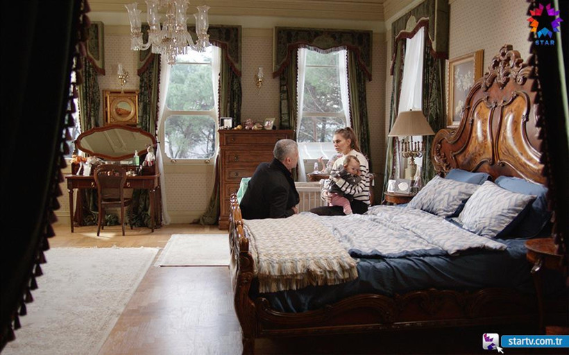 İstanbullu Gelin yeni bölüm bekleyenlere şok! Star yayın akışından kaldırdı  - Resim: 1