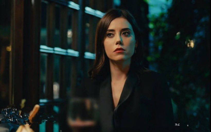 Sadakatsiz dizisinde Cansu Dere'nin aldatma sahnesi olay oldu Twitter sallandı - Resim: 3