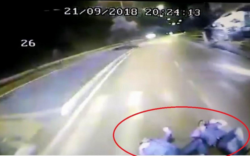 Dehşet anları! Motosikletteki iki kişi böyle öldü - Resim: 2