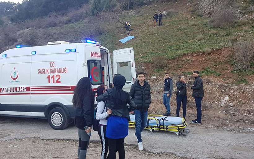 Manisa’da kayalıklardan düşen üniversiteli Meltem hayatını kaybetti - Resim: 2