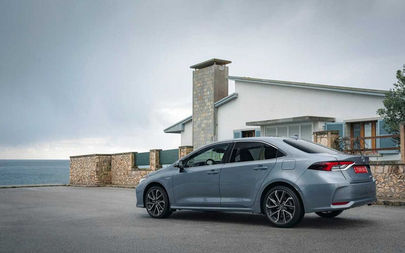 Toyota’dan yeni hibritli araç fiyatı belli oldu - Resim: 2