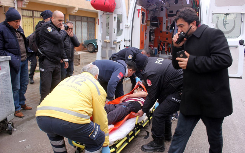 Karaman'da feci olay: Eşinin gözleri önünde öldürüldü! - Resim: 2