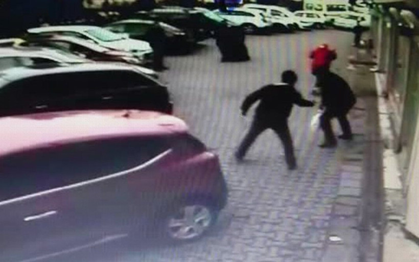 Ümraniye'de dehşet anları: Sokak ortasında kurşun yağdırdı! - Resim: 1