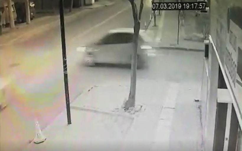 Menderes Türel'in eşi Ebru Türel trafik kazası geçirdi - Resim: 2