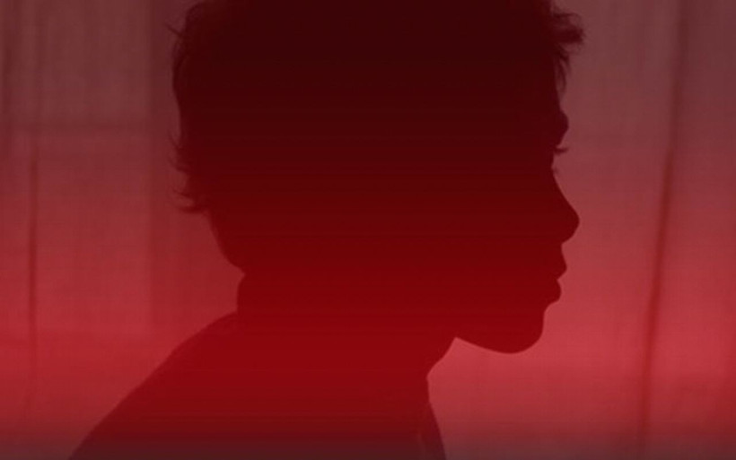 Matematikten 95 üstü puan alamayan çocuğunu dövüp terk etti - Resim: 1