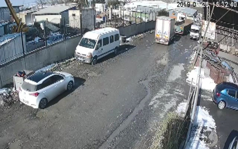 Düğün masrafları için İstanbul'da iş adamını soydular! - Resim: 1