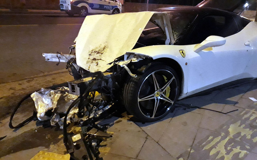 Ankara'da ölümlü kazaya karışan lüks otomobil sürücü yakalandı - Resim: 1
