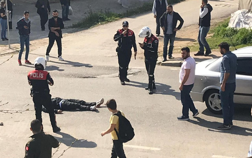 Kocaeli’de aranması olan şahıs polise ateş ederek kaçarken vurularak öldürüldü - Resim: 2