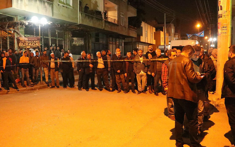 Mersin'de tartıştığı anne ve babasını bıçaklayarak öldürdü - Resim: 4