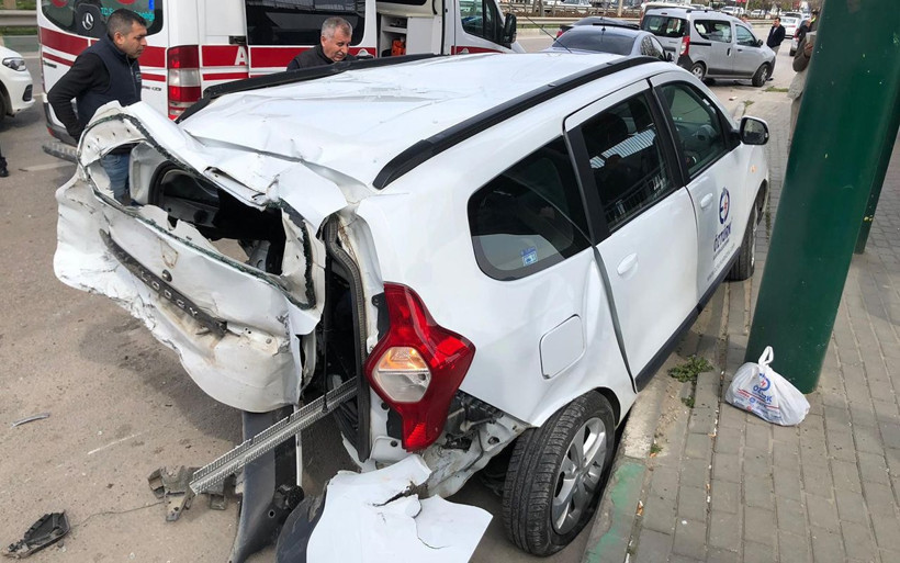 Bursa'da makas faciası: 3 yaralı - Resim: 3