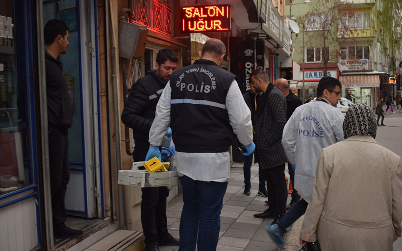 Malatya'da apartman bodrumunda ceset bulundu - Resim: 4