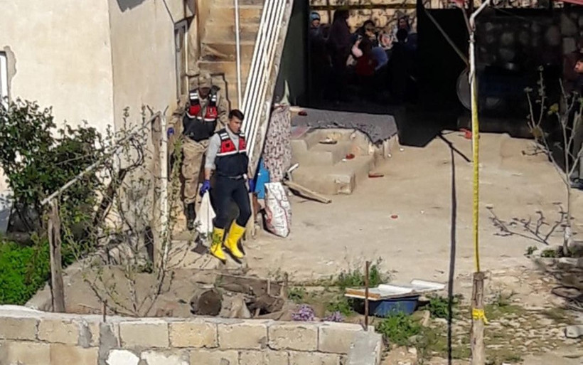 Adıyaman'da yaşlı adamı eşi keserle öldürdü - Resim: 3