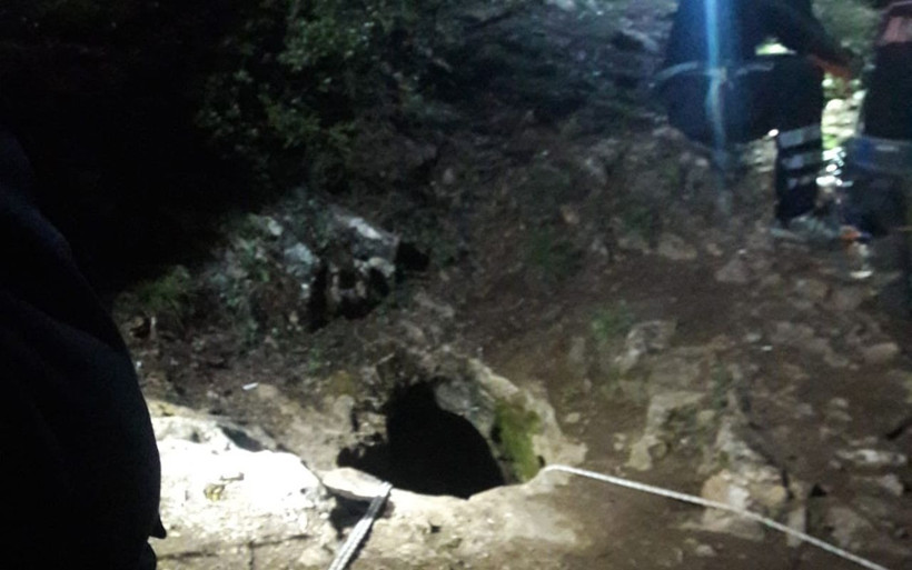 Bursa'da 8 defineci kazdıkları kuyuda mahsur kaldı - Resim: 4