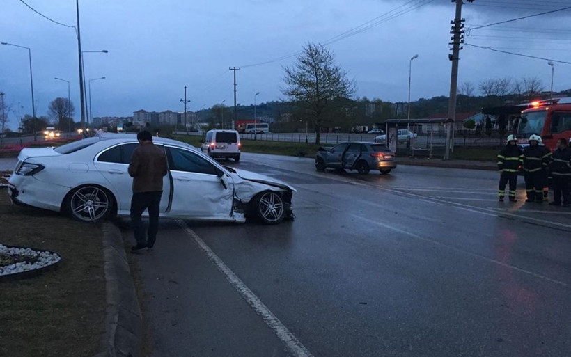 Trabzonsporlu futbolcu Hüseyin Türkmen kaza yaptı - Resim: 3