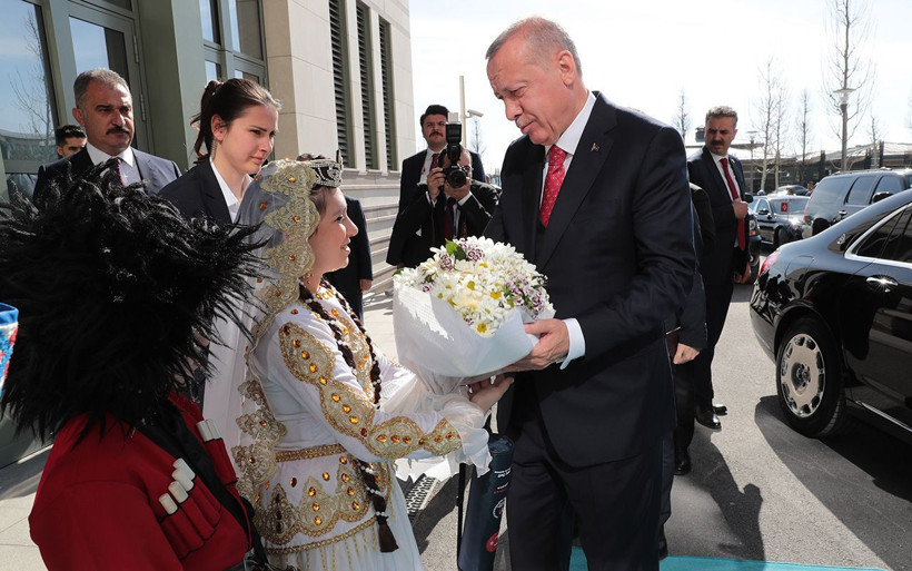 Cumhurbaşkanı Erdoğan TRT 23 Nisan Gala Programı'na katıldı - Resim: 1