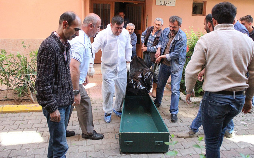 Antalya'da babasının cesedini bulan küçük çocuk şok geçirdi - Resim: 1