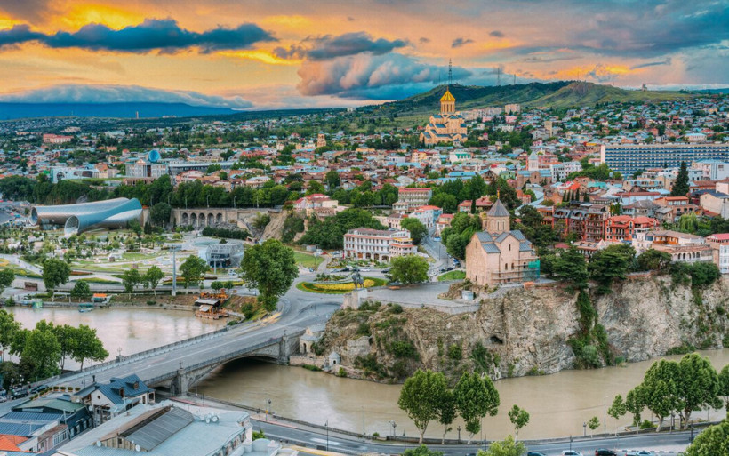 Gürcistan'a eski kimlikle gidilemeyecek - Resim: 4