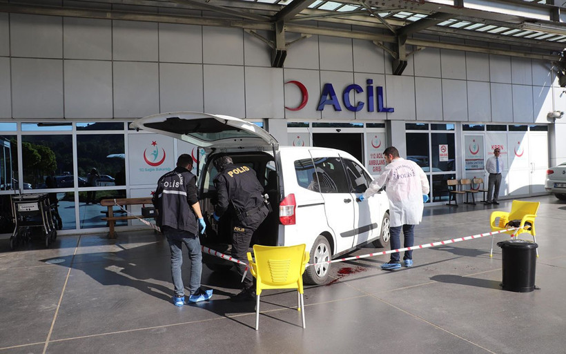 Zonguldak'ta iş adamı otomobilde kafasına sıktı - Resim: 4