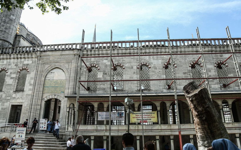 Sultanahmet'te tartışma yaratan restorasyon - Resim: 3