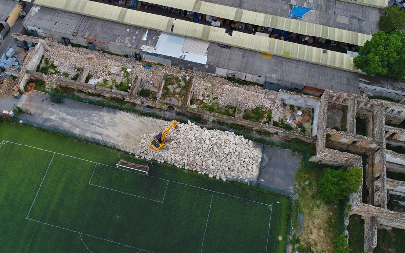 Türkiye'nin en büyük kütüphanesi için restorasyon çalışmaları devam ediyor - Resim: 4