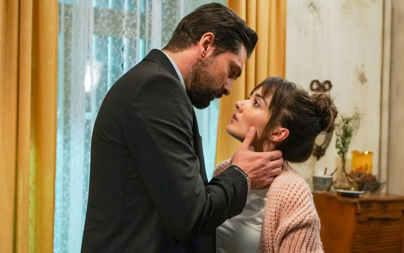 Yasak Elma'dan apar topar ayrılan Onur Tuna'nın yeni işi belli oldu - Resim: 1