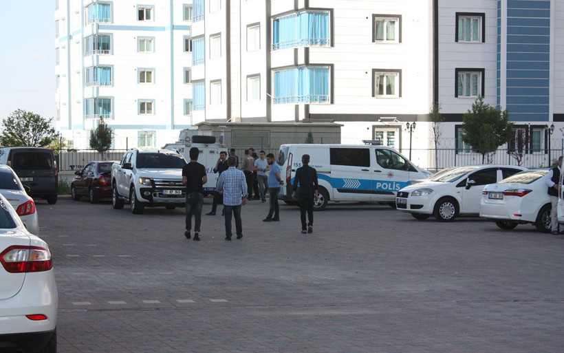 Diyarbakır'da bir polis, kadın meslektaşını öldürdü - Resim: 2