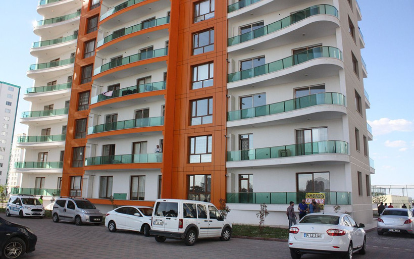 Diyarbakır'da bir polis, kadın meslektaşını öldürdü - Resim: 3