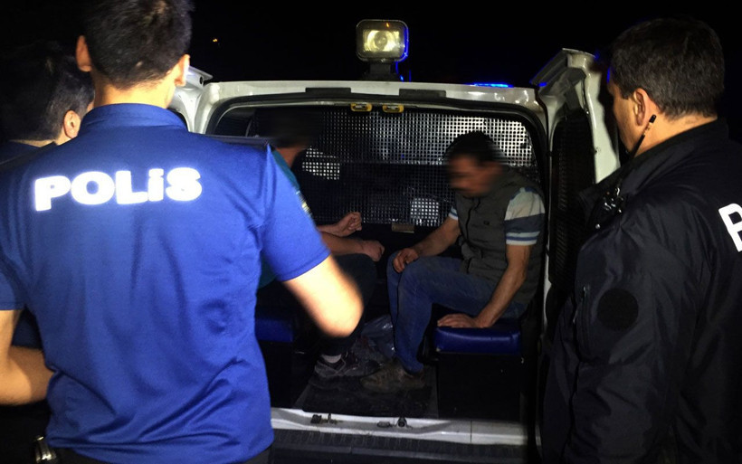 Kaçak define avcısı yakalandığı anda öyle bir şey yaptı ki Polis şaşkına döndü - Resim: 4