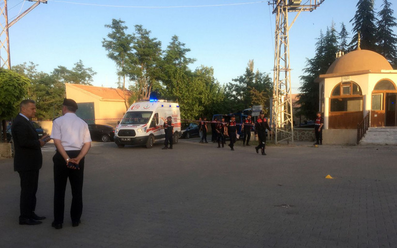 Niğde'de silahlı çatışma Ölüler ve çok sayıda yaralı var - Resim: 3