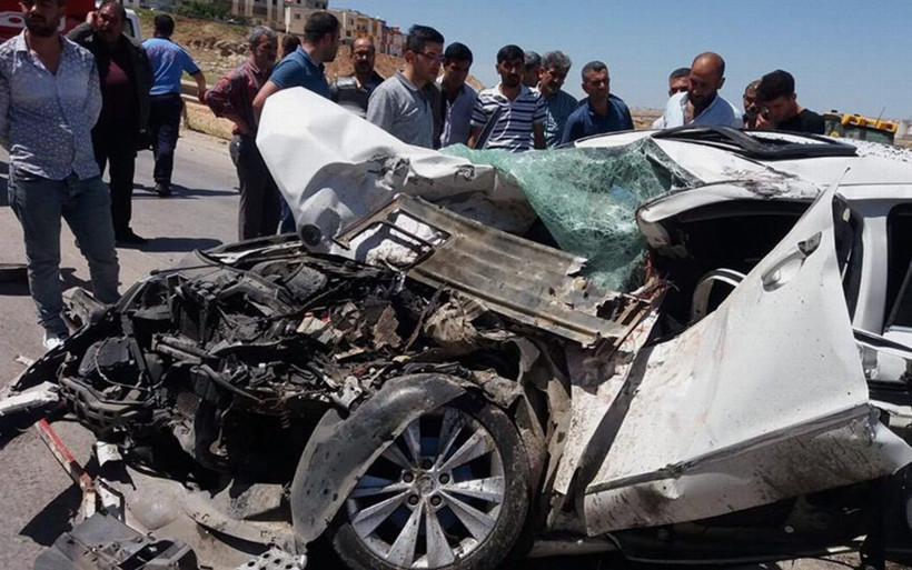 Gaziantep'te kamyonla çarpışan otomobilin sürücüsü öldü - Resim: 1
