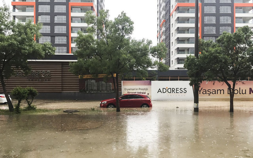 Ankara'da sağanak sele neden oldu - Resim: 1