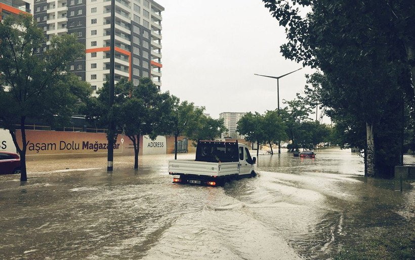 Ankara'da sağanak sele neden oldu - Resim: 3
