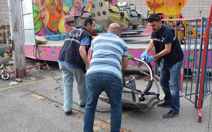 Malatya'da lunaparkta akıl almaz kaza - Resim: 1