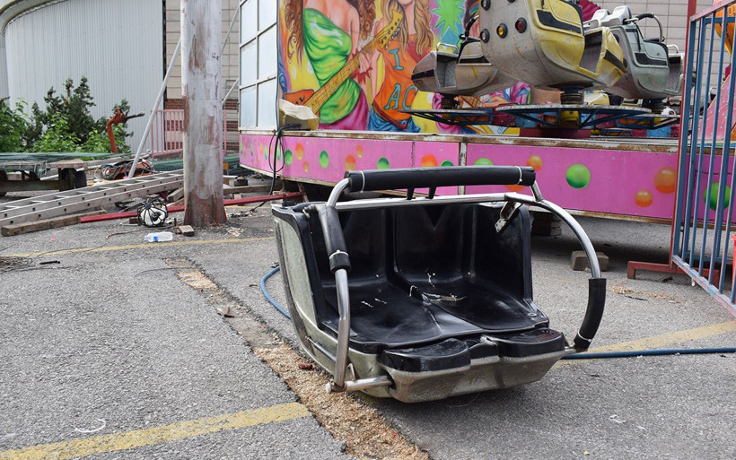 Malatya'da lunaparkta akıl almaz kaza - Resim: 2