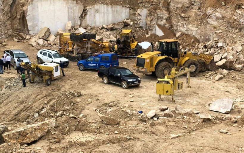 Denizli'de iş makinesiyle 30 metreden düşen operatör öldü - Resim: 3