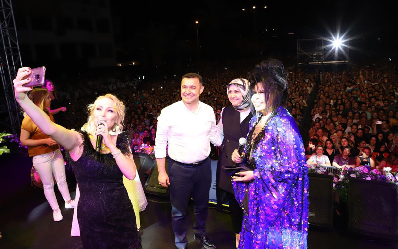 Alanya’da Bülent Ersoy rüzgarı esti - Resim: 3