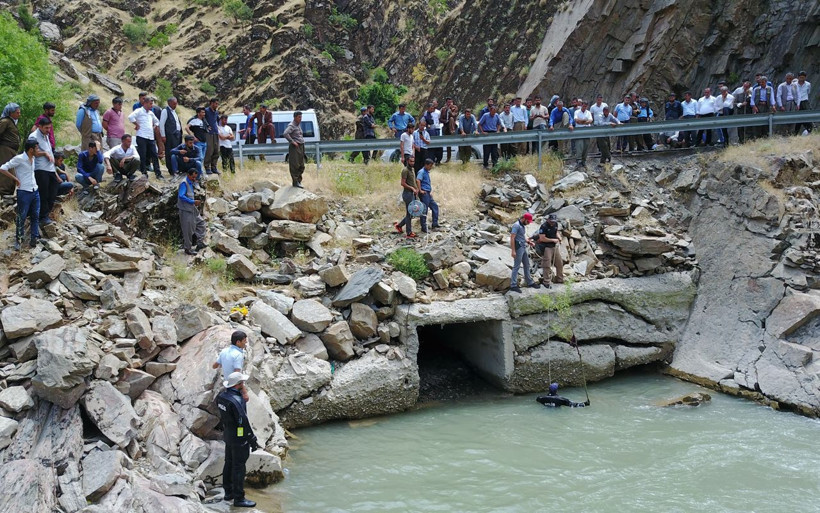 Habur'da kayıp çocuk dalgıç, vatandaşlar ve drone ile tarafından aranmaya devam ediyor - Resim: 3