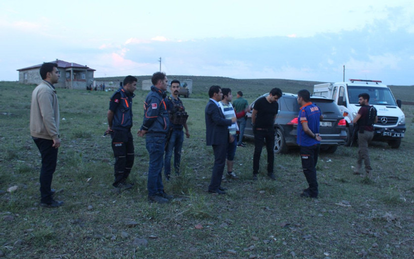 Ağrı'nın Diyadin ilçesinde aşırı yağışların yol açtığı selde 4 kişi öldü - Resim: 3