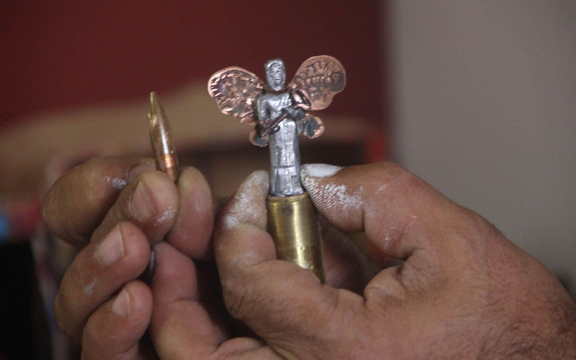 Filistinli sanatçıdan İsrail mermileriyle sanat - Resim: 3