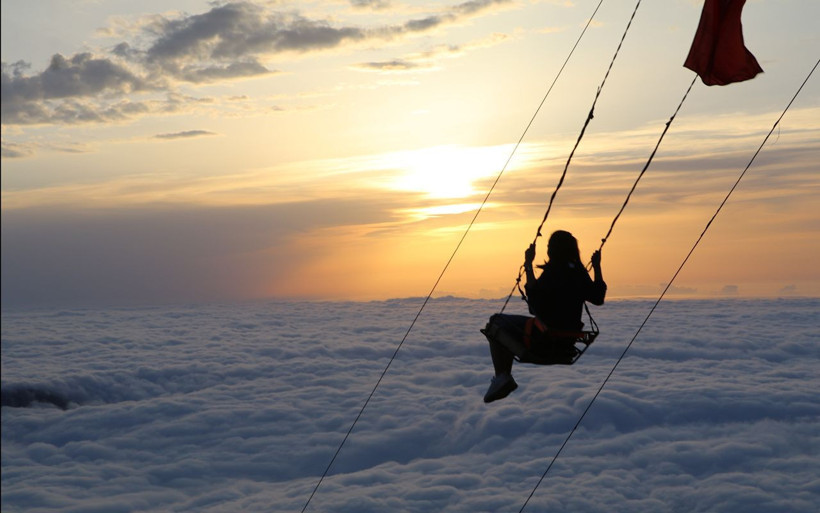 Rize'nin Huser Yaylası'nda bulutların üzerinde salıncak keyfi için sıraya giriyorlar - Resim: 2