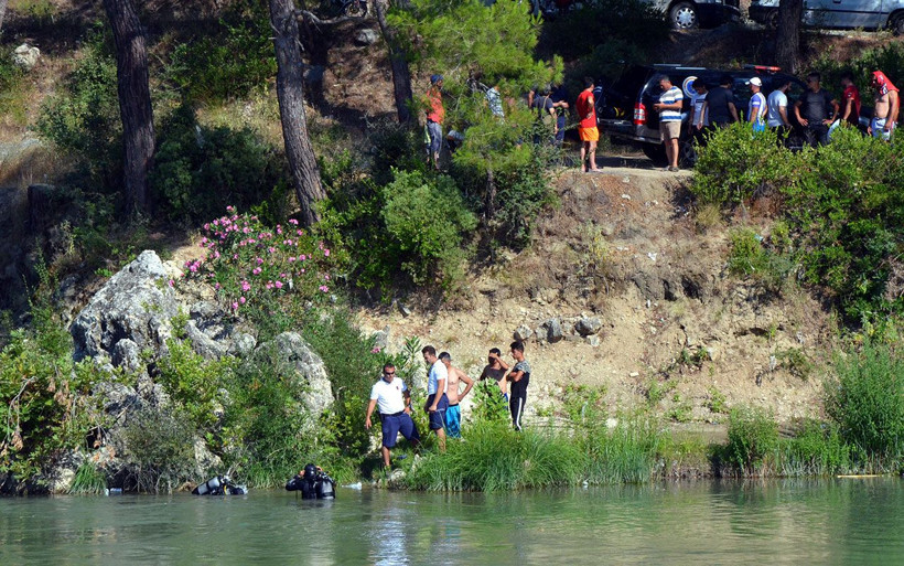 Antalya'da şaka yaptığı zannedilen genç boğuldu - Resim: 3