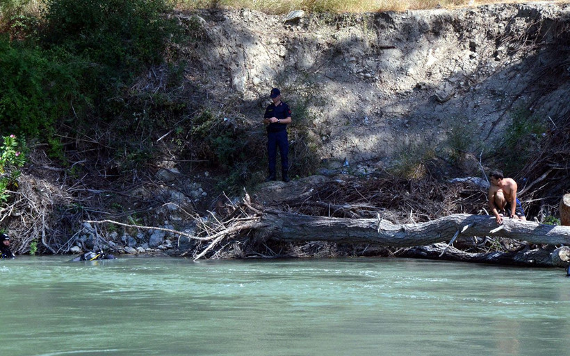 Antalya'da şaka yaptığı zannedilen genç boğuldu - Resim: 4