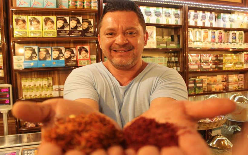 Sahtekarlar yalancı safranı boyayıp 40 bin liraya satıyor - Resim: 1