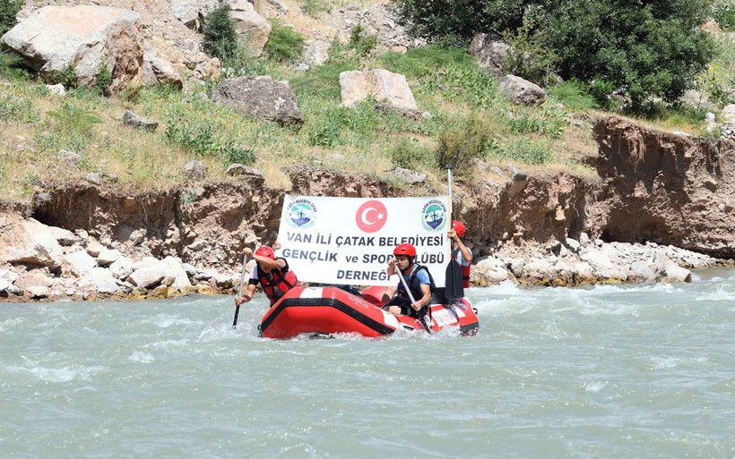 Başkan açıkladı! Çatak'ta rafting sezonu başladı - Resim: 4