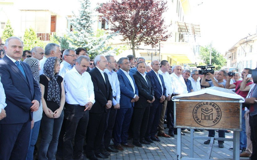 Kemal Kılıçdaroğlu, Fuat Konuralp’in cenaze törenine katıldı - Resim: 4