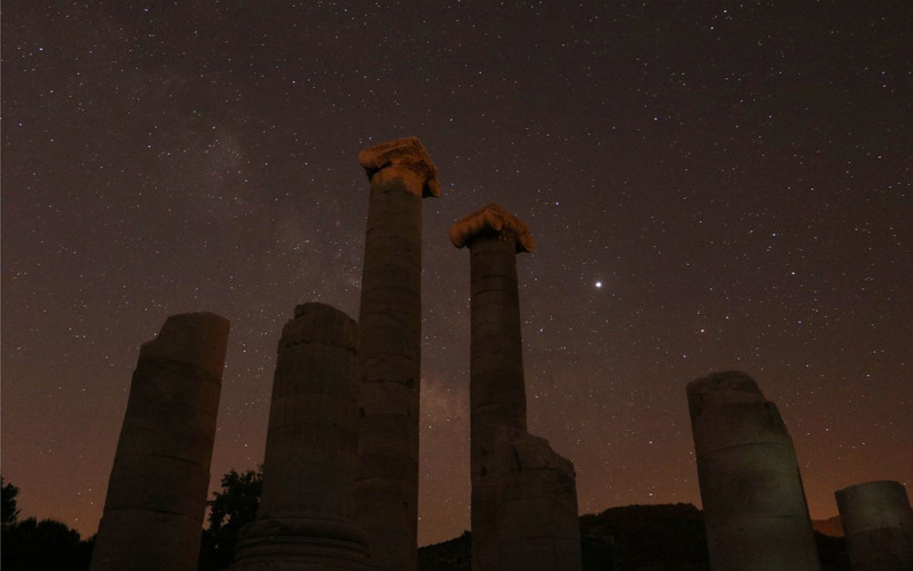 Manisa'da bulunan Sardes Antik Kenti'nin yıldızlar altında görsel şöleni - Resim: 4