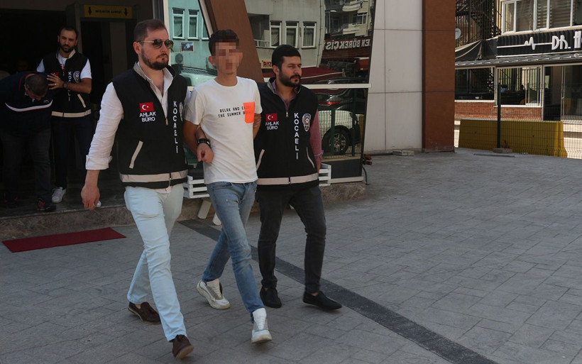 Kocaeli'de fuhuş pazarlığına polis baskını - Resim: 2